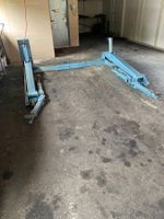 Autolift Fahrbar mit Rollo verschiebbar für Autos Höhe 1.80