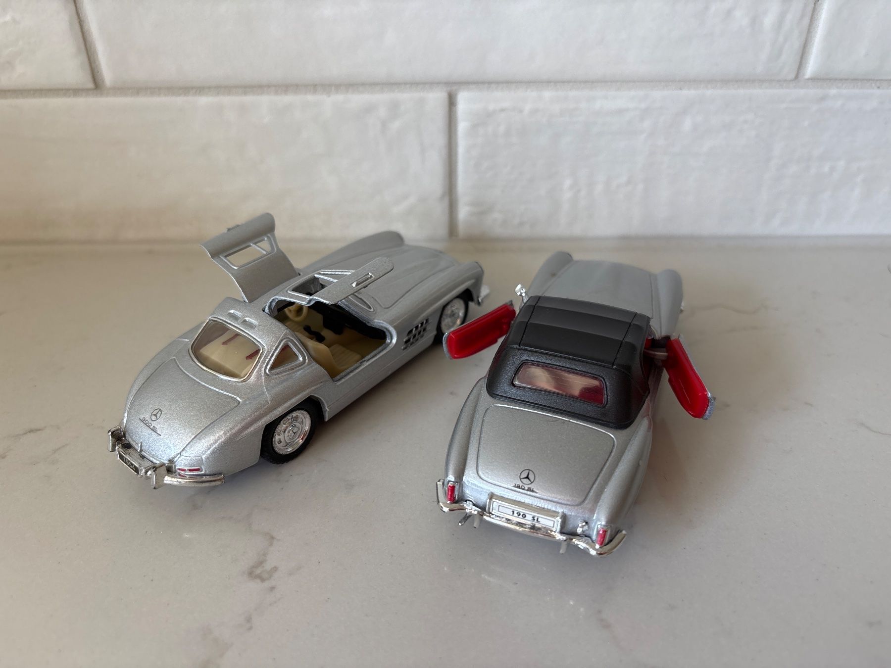 Welly Modellini d'auto: Welly 2 Mercedes 1/36 – Usato da Gollion venduto da Hampton 1