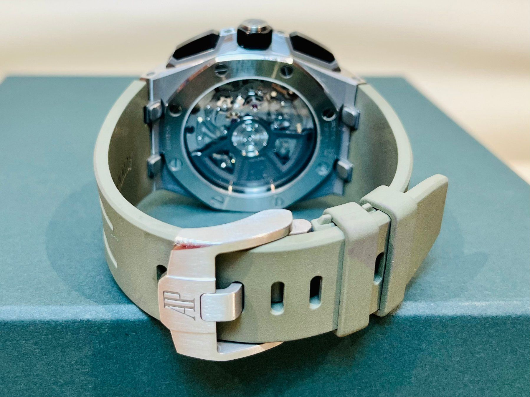 Audemars Piguet Orologi: Audemars Piguet Royal Oak Offshore Chronograph Master Set – Nuovo (secondo la descrizione) da Pfäffikon ZH venduto da Agsell 8