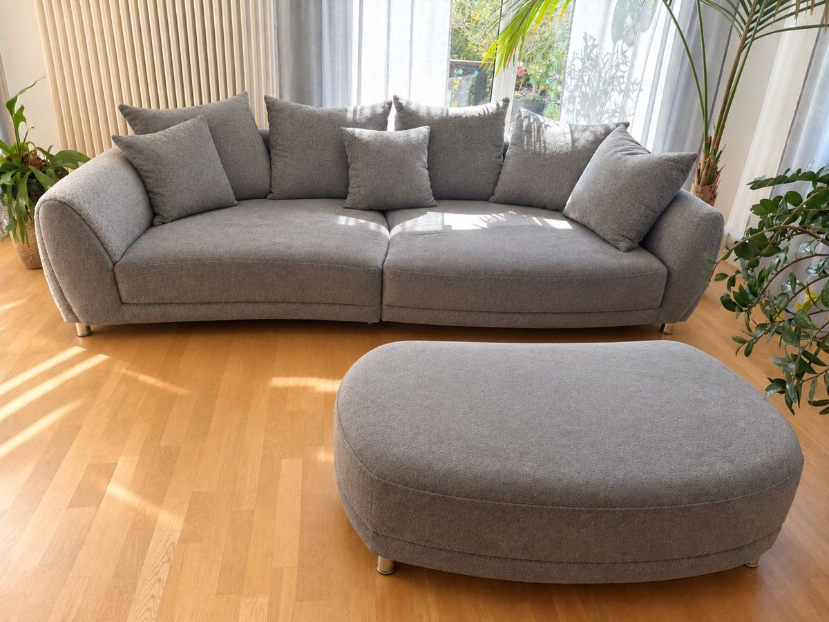 Divani: Sofa mit Hocker grau (Stoffbezug) – Usato da Kastanienbaum venduto da Itstuff_18