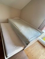 Bett mit ausziehbarem Zusatzbett 