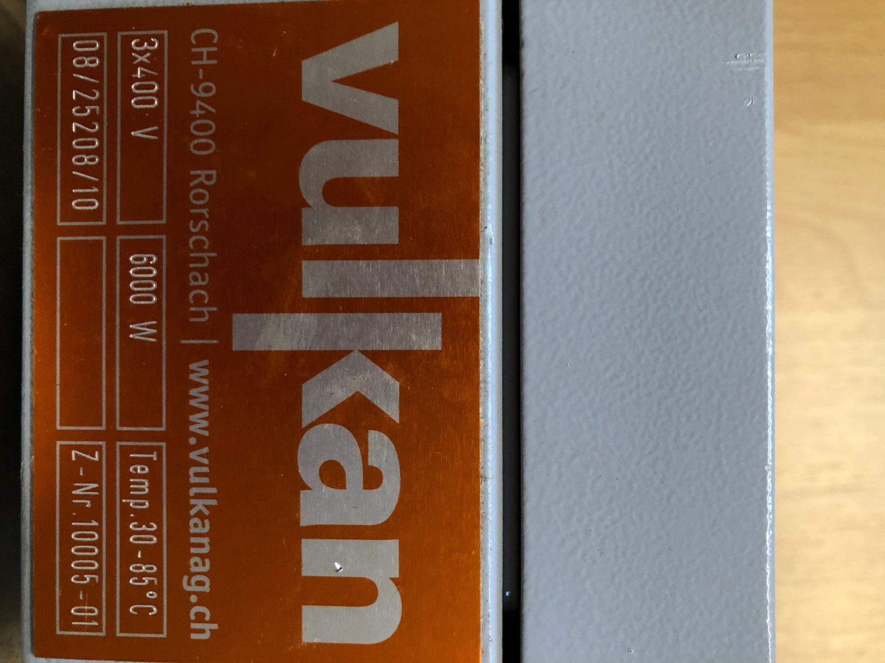 Radiatori: Elektroheizeinsatz Vulkan 6 kW – Nuovo (secondo la descrizione) da Gondiswil venduto da wuek68