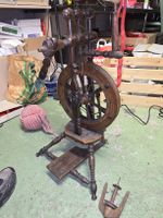 Antikes Spinnrad aus Holz Funktionstüchtig (D)