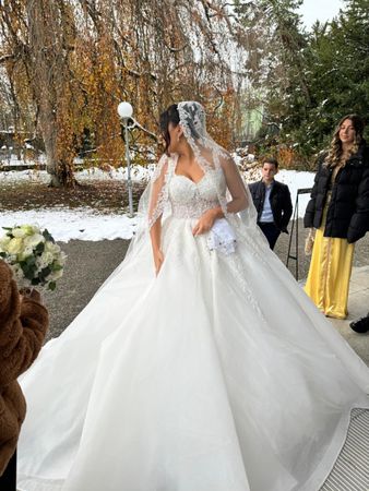 Traumhaftes Brautkleid, Prinzessin Stil, Grösse verstellbar