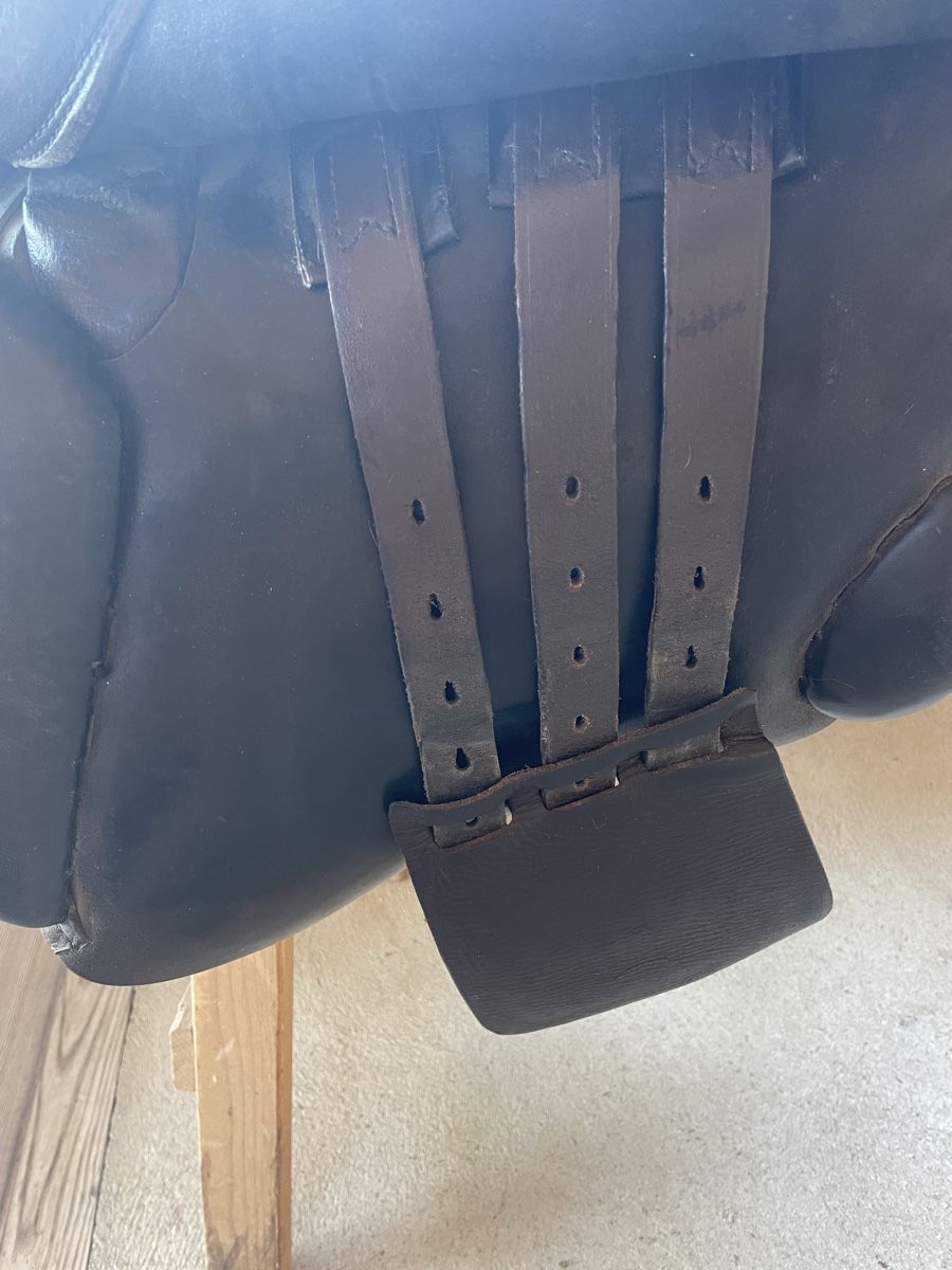 Selles, accessoires: Pferdesattel spirig gossau – D'occasion à Scharnachtal par Berge1 4