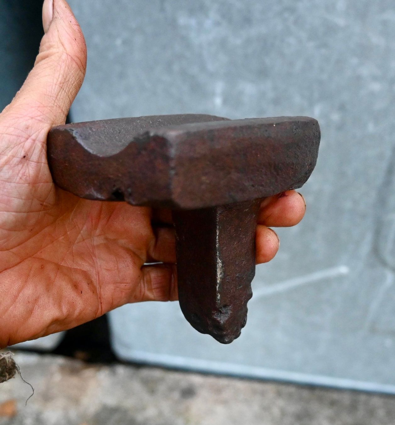 Werkzeuge: alter geschmiedeter Amboss-Einsatz / Amboss-Horn 9 x 7cm – Gebraucht aus Pfaffhausen von mono_rec 2