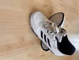 Adidas Turnschuhe weiss Grösse 39 leichte Gebrauchsspuren