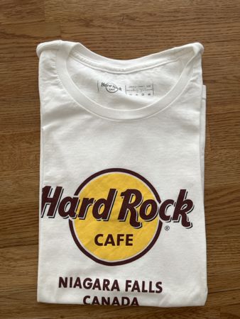 Hard Rock Cafe T-Shirt Niagara Falls, Canada