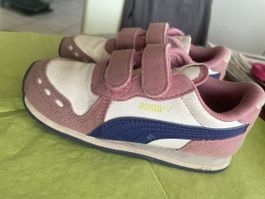 Puma Kinder Turnschuhe Klettverschluss Grösse 27