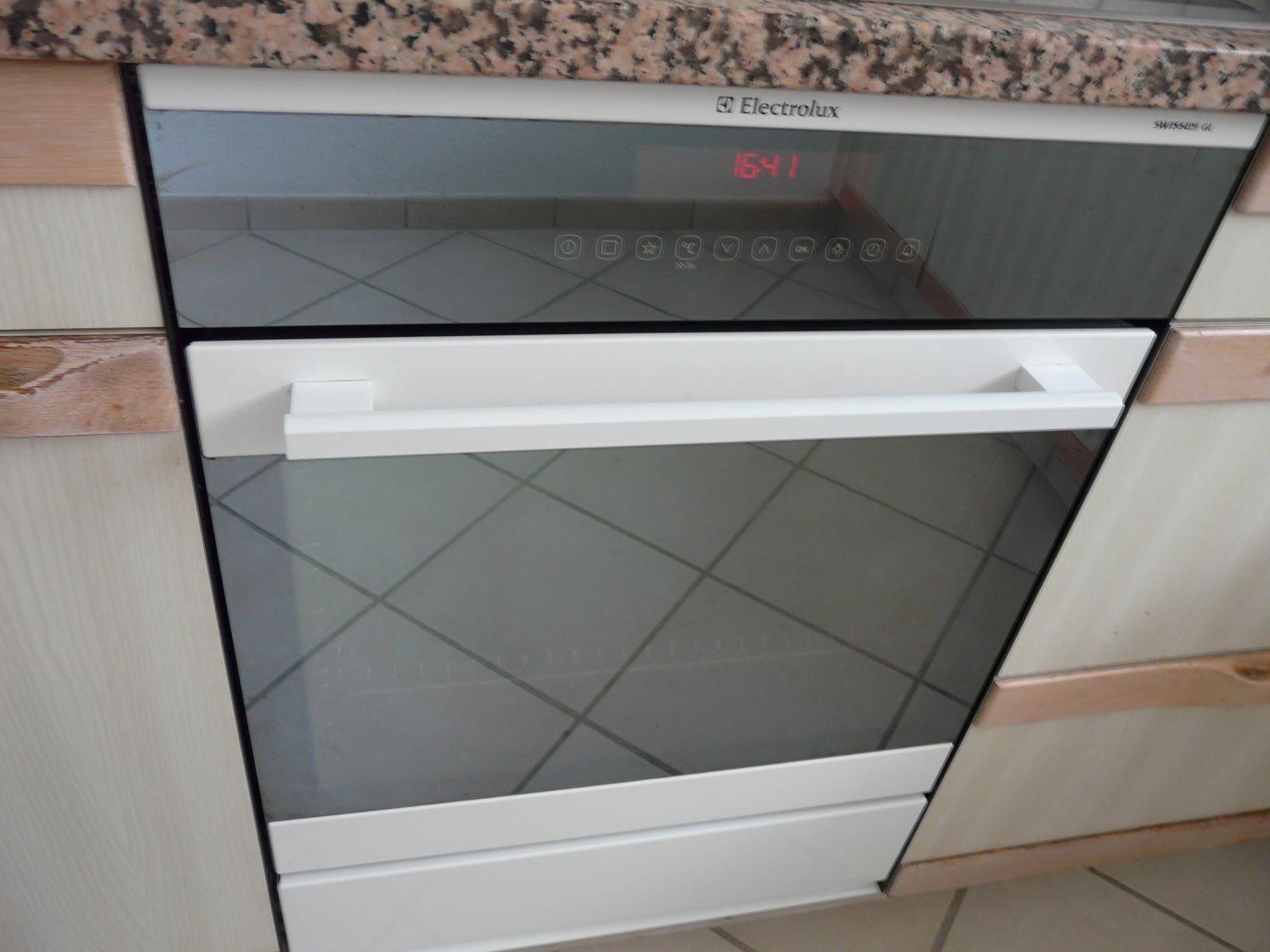 Electrolux Cucine: Backofen Elektrolux EBGL 4 XWE 55 Norm – Usato da Holziken venduto da bau_6g8t