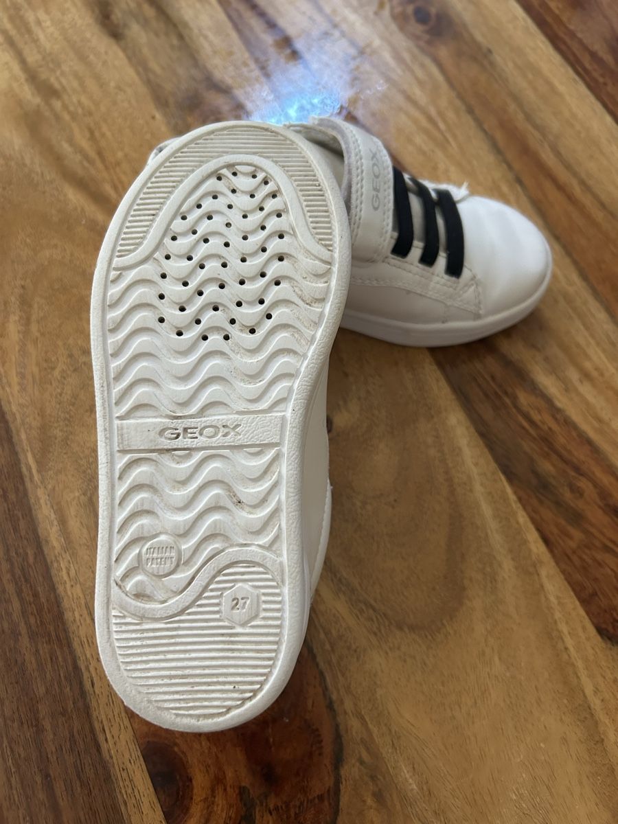 Geox Scarpe per ragazze: Baskets GEOX blanches enfant taille 27 avec pois – Usato da Nyon venduto da adelaidem 2