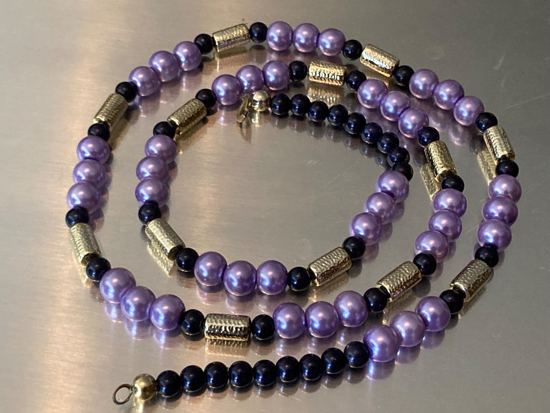 Catenine: Collier vintage en perles de verre – Usato da Marly venduto da Antigona71