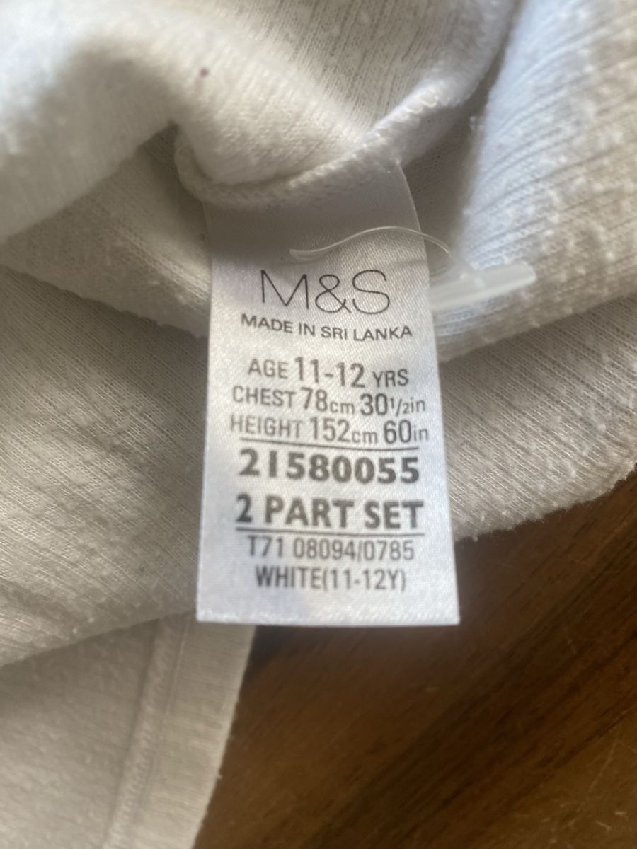 Maglioni & Felpe: Pullover Shirt superweich M&S Grösse 152 Mädchen – Usato da Horw venduto da dreamsofacid 3