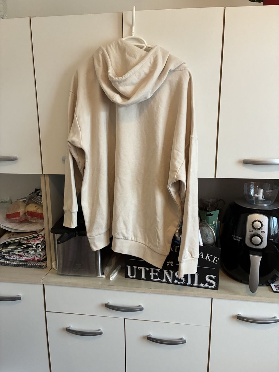 Pulls & Sweat-shirts: Pullover mit Kapuze – D'occasion à Ostermundigen par Didi-Mader 1