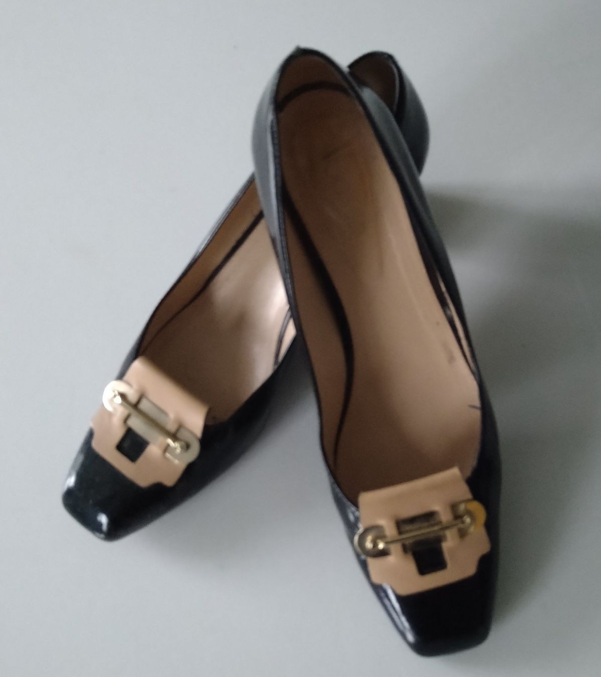 Tod'S Scarpe da donna: Tod's Pumps Lackleder Schwarz, – Nuovo (secondo la descrizione) da Degersheim venduto da 191maschina46