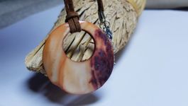 Boho Kette mit grossem Perlmutt Anhänger zu Nile Free People