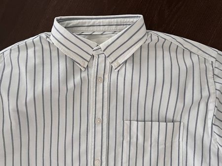 Uniqlo / JW Anderson Hemd, weiss/blau gestreift