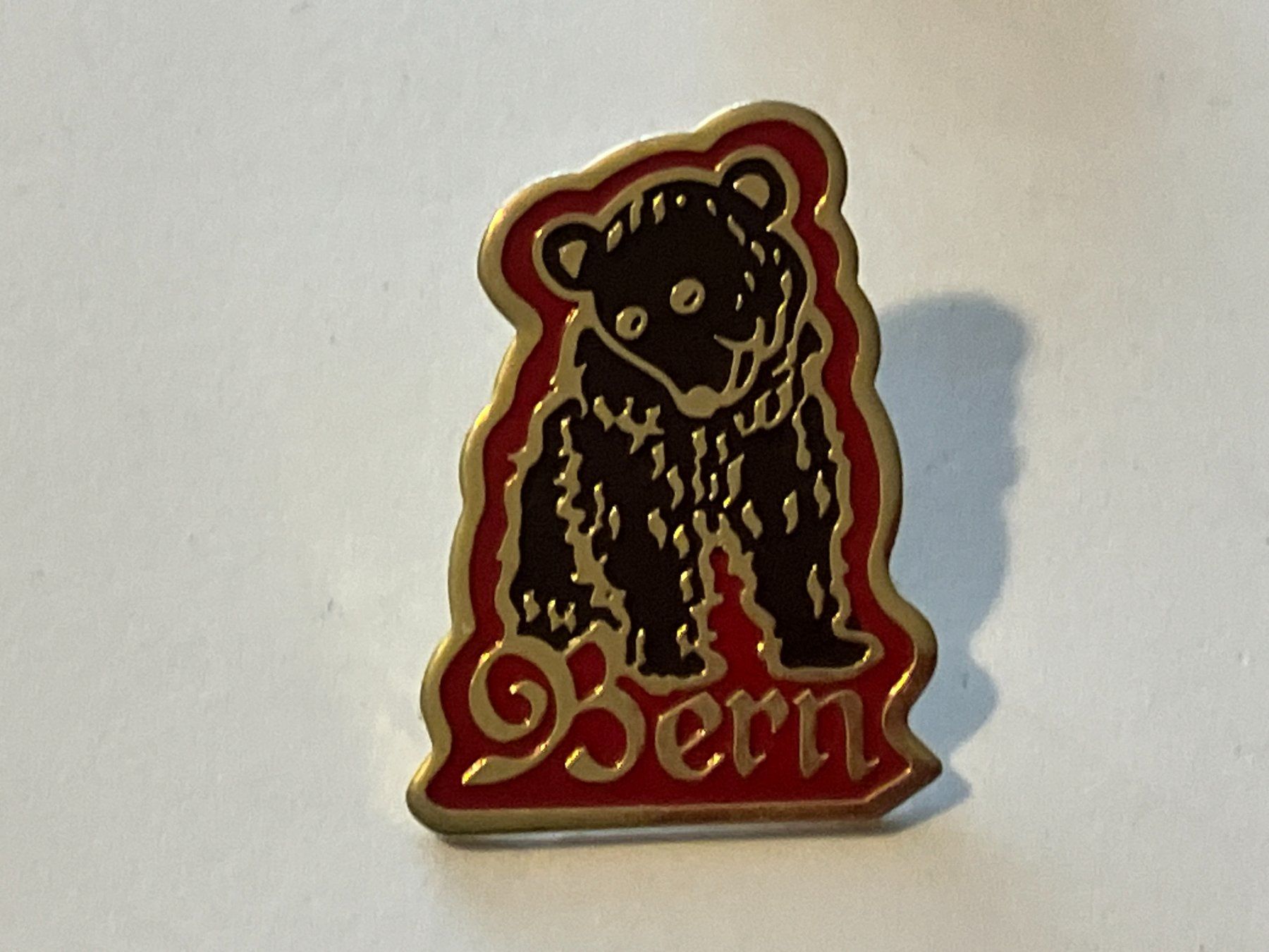 Plaketten & Abzeichen: 1 Pin Bern – Gebraucht aus Basel von djwwpp