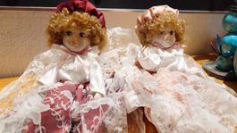 2 Süesse Porzellanpuppen Kleiderpuppen Deko Vintage
