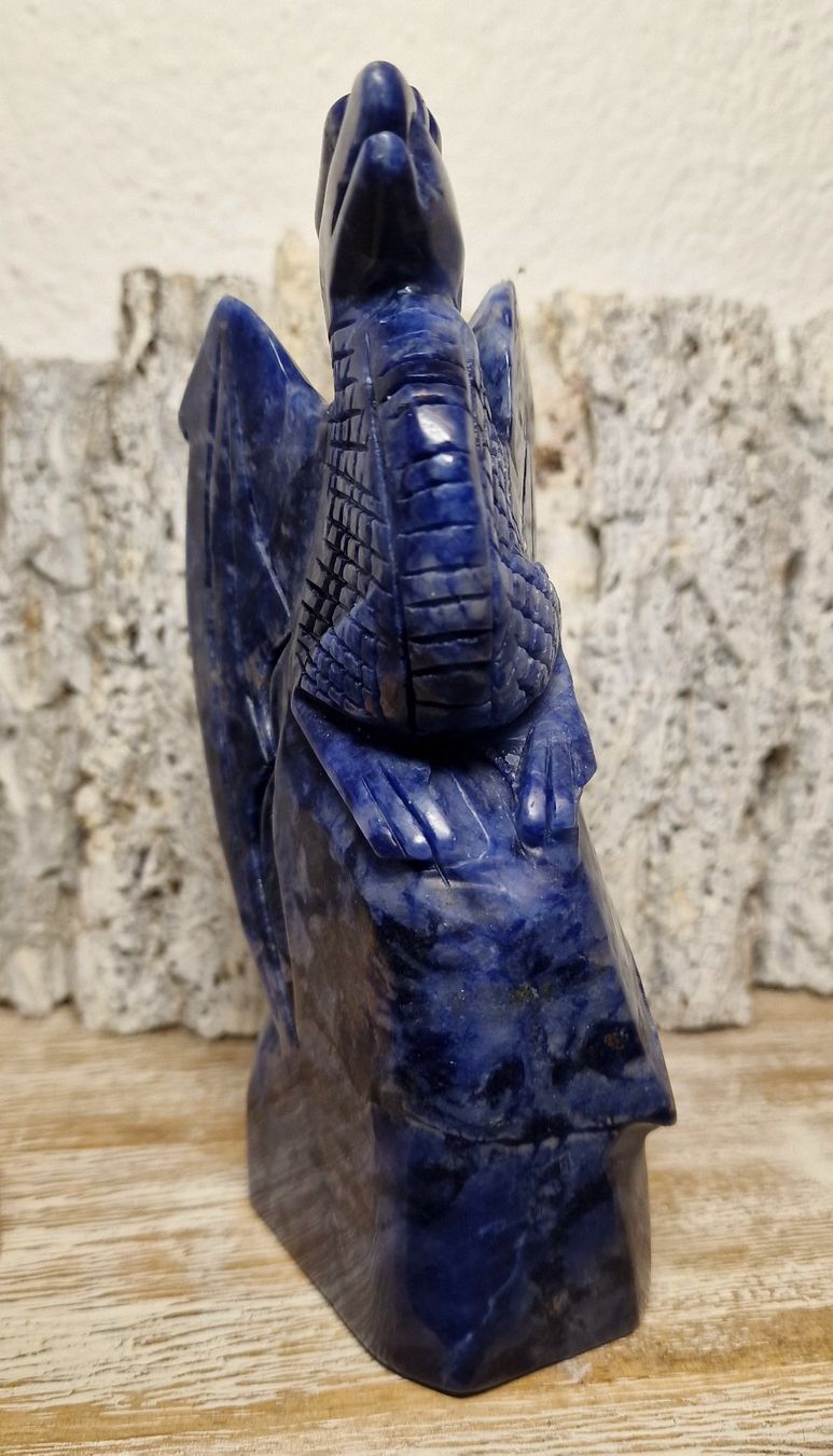 Minerali & Pietre curative: Sodalith Drache 845g – Nuovo (secondo la descrizione) da Matzingen venduto da Shay_Crystalz 1