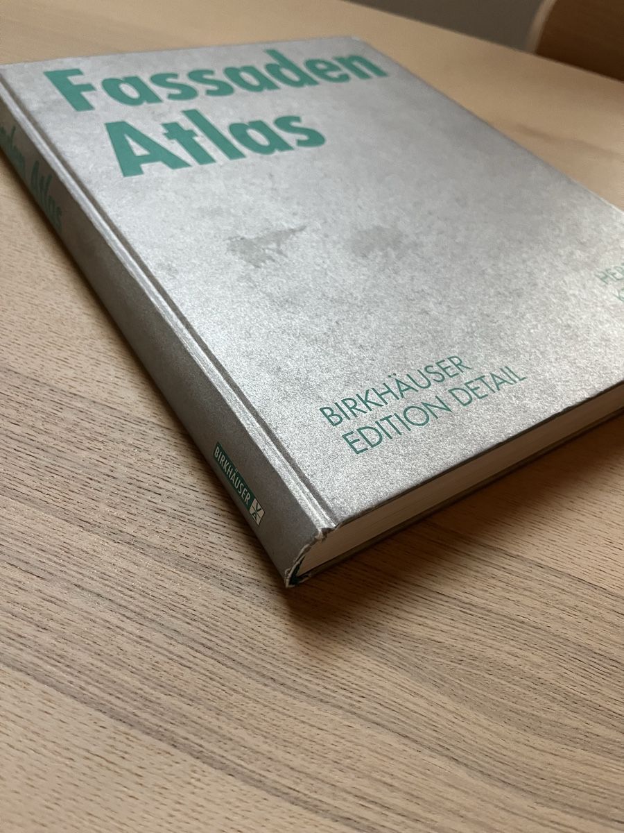 Bücher: Fassaden Atlas Handbuch – Gebraucht aus Bern von fel_r5br 1