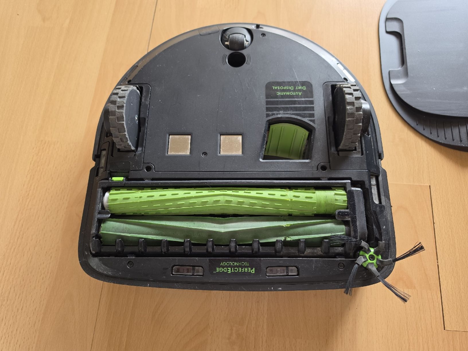 Irobot Aspirateurs & Accessoires: iRobot Roomba Saugroboter mit Absaugstation – D'occasion à Thun par Sde 4