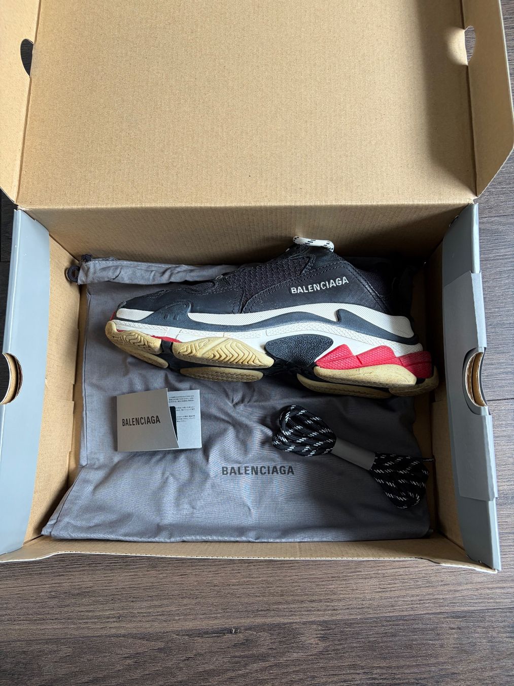 Balenciaga Chaussures hommes: Balenciaga triple s – Neuf (Voir description) à Männedorf par van_2wxh 1