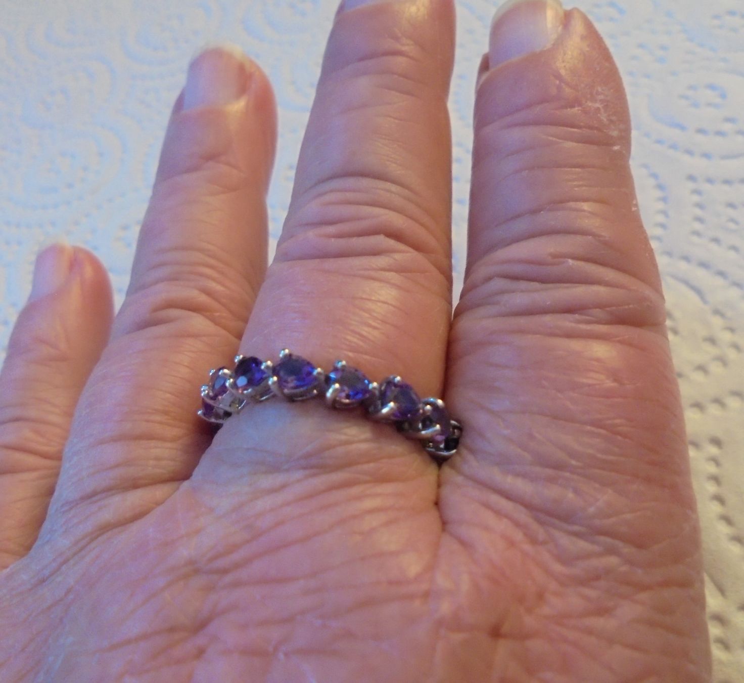 Anelli: Echtschmuck: Eternity-Ring mit Amethyst, 925er Sterling-Silb – Nuovo (secondo la descrizione) da Zuchwil venduto da maumauchi 3
