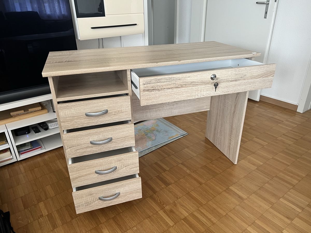 Scrivanie: Bürotisch Gratis – Usato da Adliswil venduto da shan2208 4