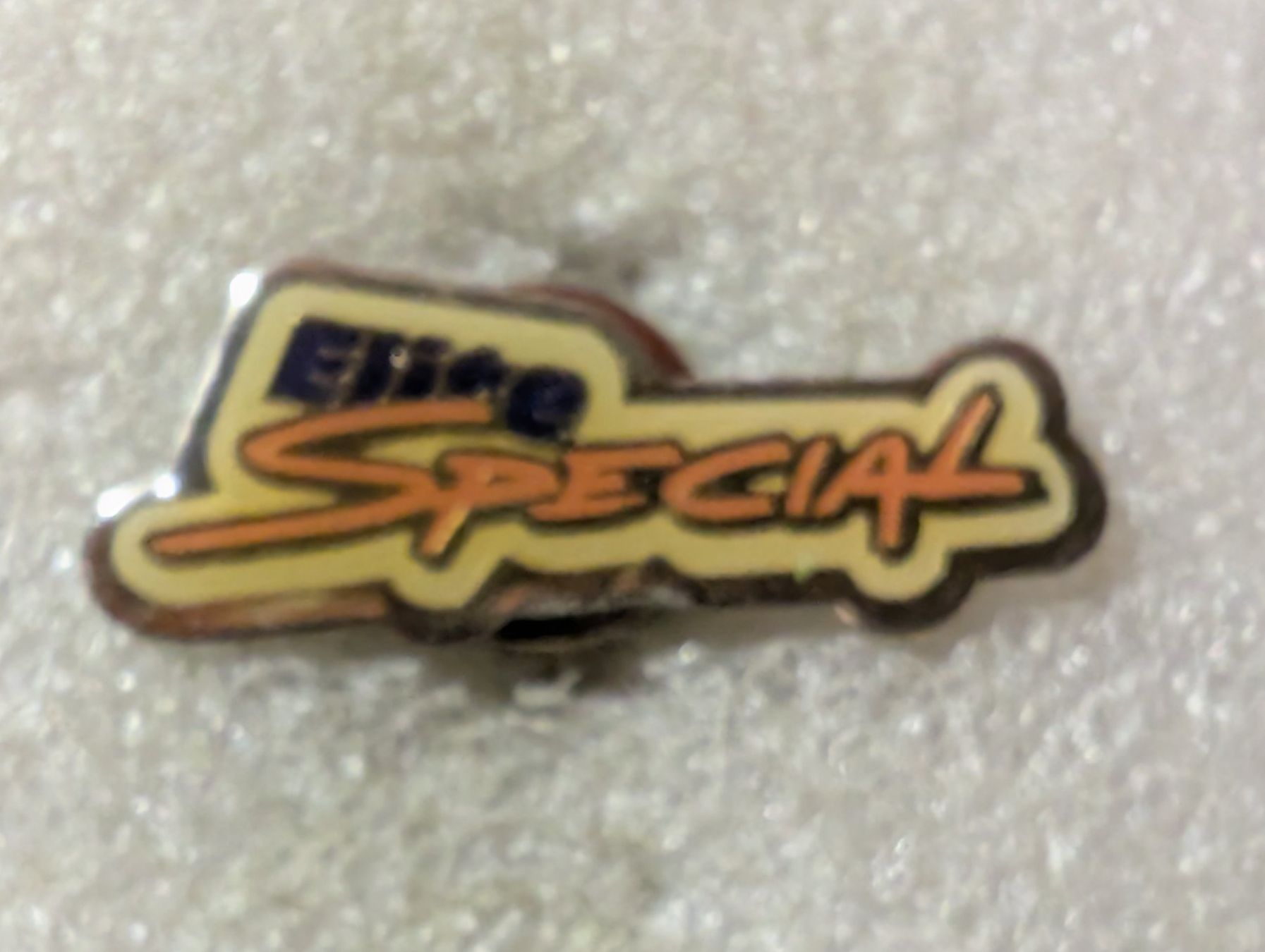 Plaketten & Abzeichen: Ansteckpin 177: Elite Special – Gebraucht aus Oppligen von Pin-Fall-Shop