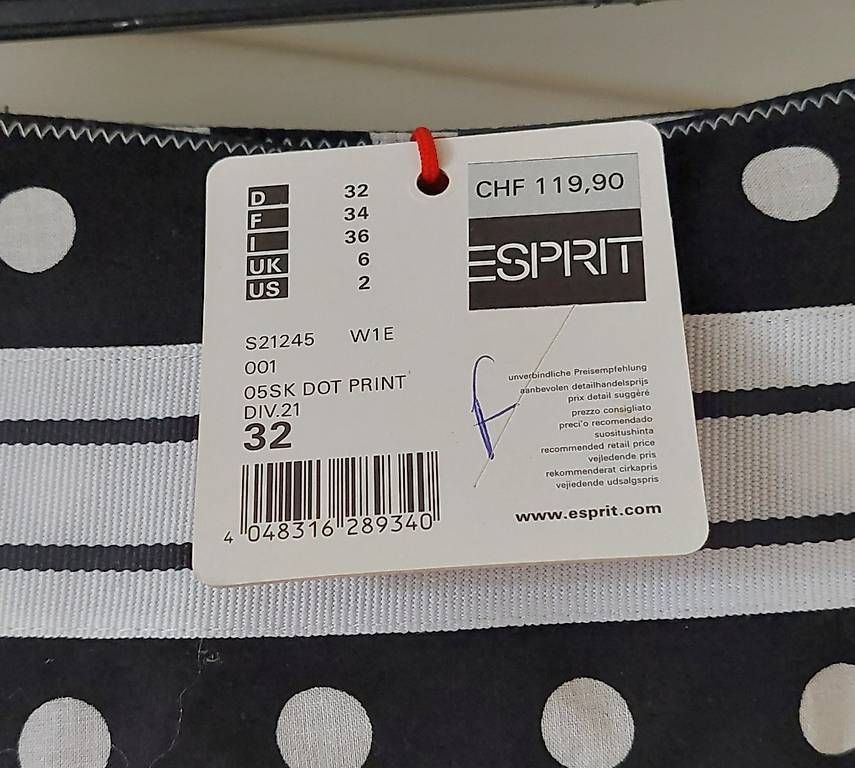 Röcke: Jupe ESPRIT noire à pois blancs NEUVE – Gebraucht aus Tschugg von uldrypr 2