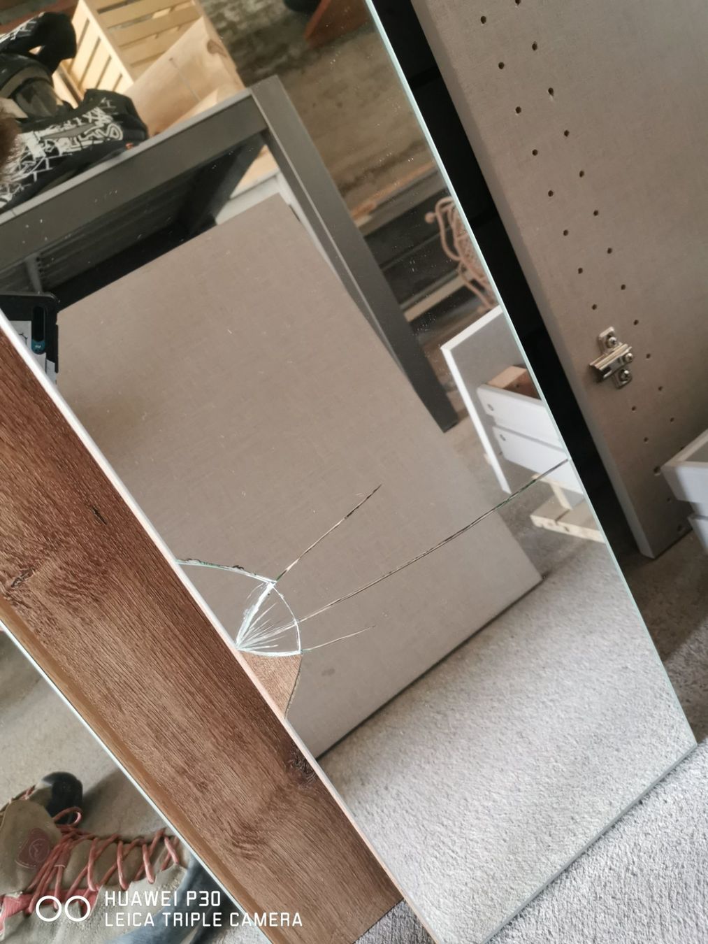 Conforama Armadi: Kleiderschrank mit Spiegel-Türen – Usato da Sachseln venduto da BrownSwiss6 2