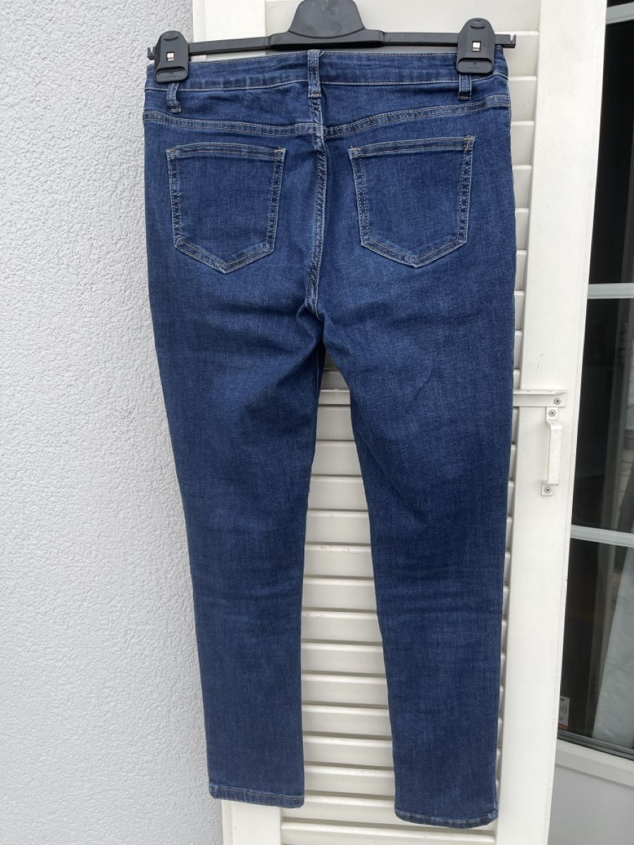 Jeans: Jeans 7/8 strech – Neu (gemäss Beschreibung) aus St-Sulpice VD von Twin5 1