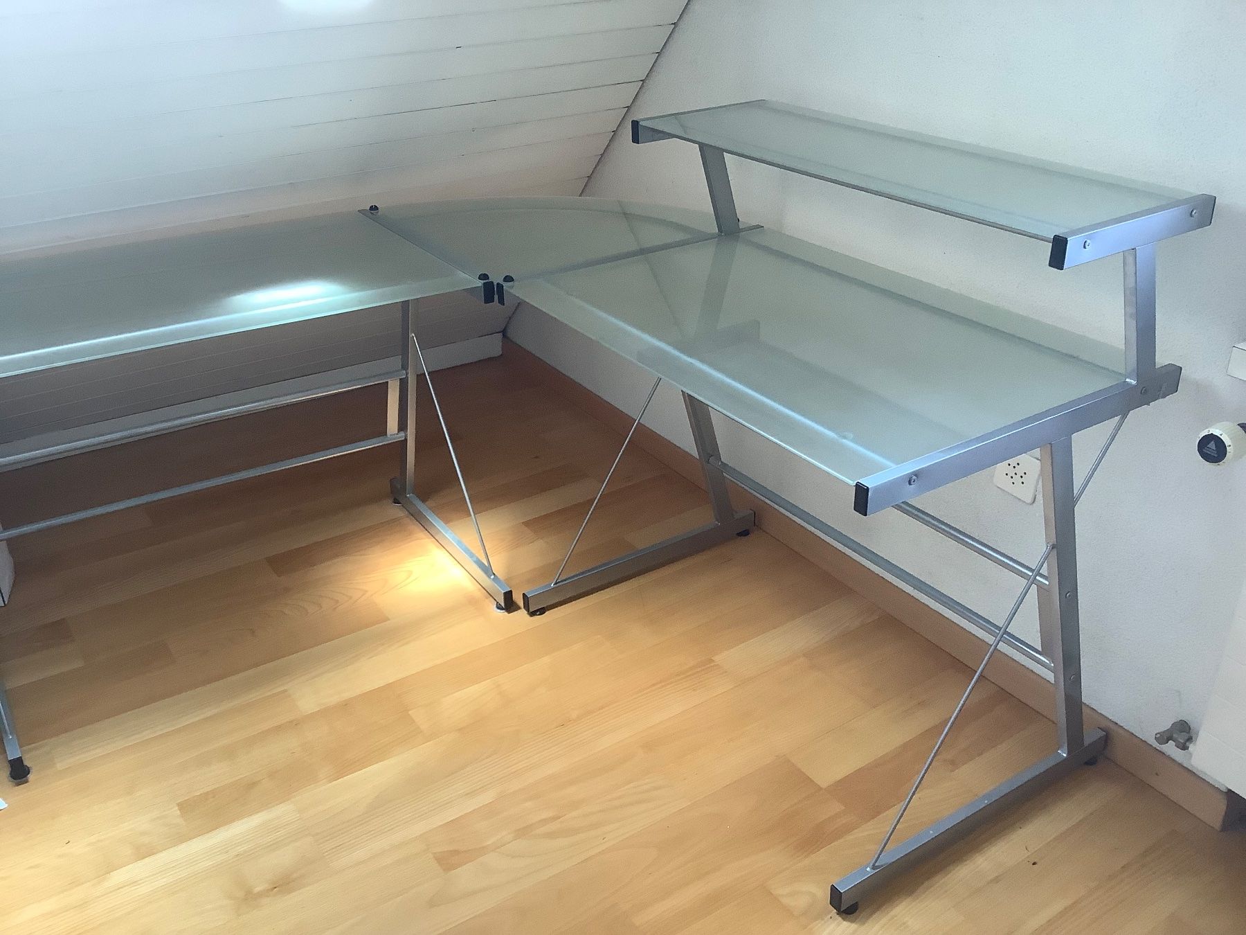 Schreibtische: GLAS ECK-SCHREIBTISCH – Gebraucht aus Dietikon von Miquel00 2