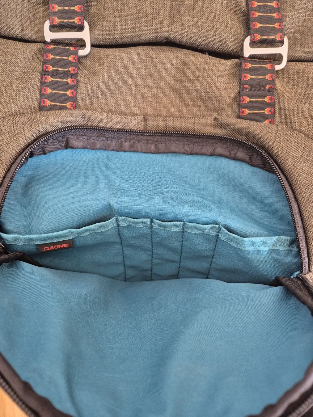 Dakine Rucksäcke: Dakine Rolltop Rucksack – Gebraucht aus Grosshöchstetten von BMC22 2