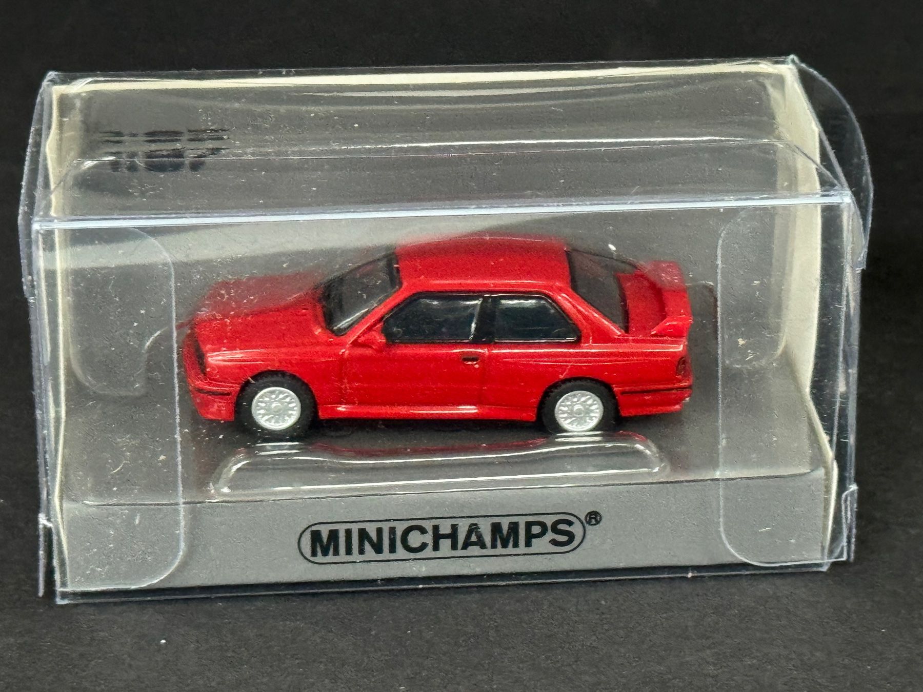 BMW Modellautos: BMW M3 E30 1:87 Minichamps rot – Neu und originalverpackt aus Luzern von aa43modelcars-Luzern 4