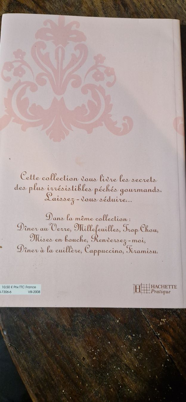 Libri: Livre de recettes Macarons Hachette - Pratique – Usato da Siviriez venduto da Livre1971 1