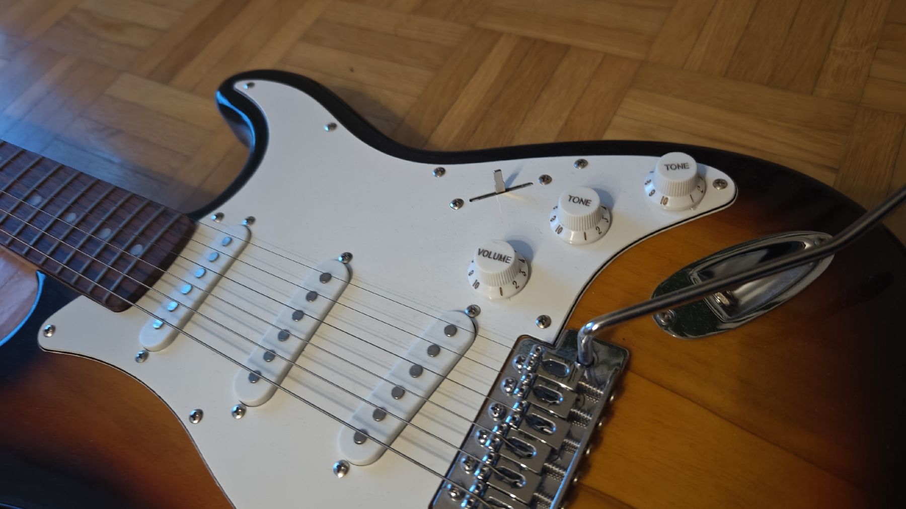 Musikinstrumente: E-Gitarren Starterset – Defekt aus Jona von Kapuzinermoench 2