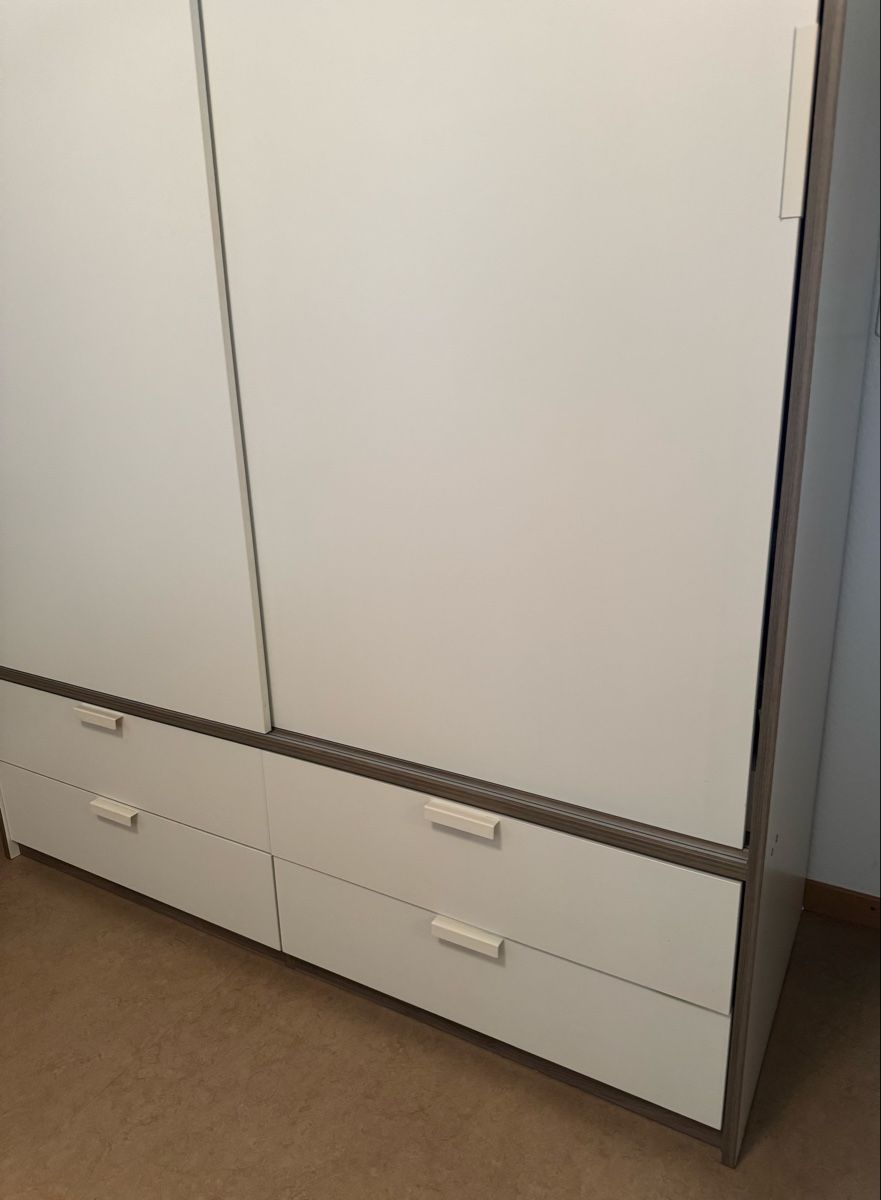 Schränke: IKEA Schrank – Gebraucht aus Urtenen-Schönbühl von dal_pyd6 1
