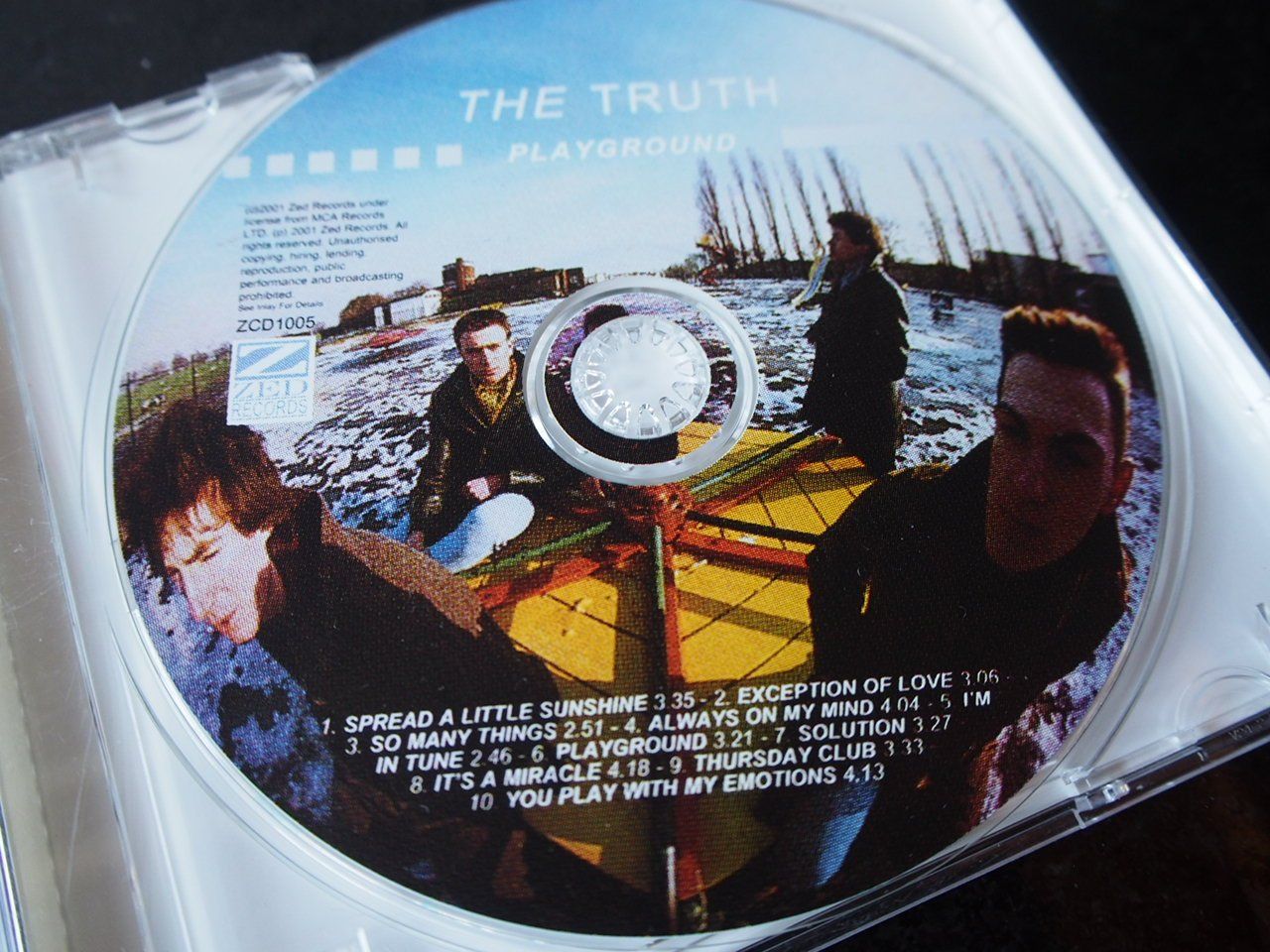 CDs: THE TRUTH PLAYGROUND CD – Gebraucht aus Zofingen von sosalinos01 1