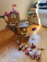 Sylvanian Families Baumhaus mit Figuren Zubehör
