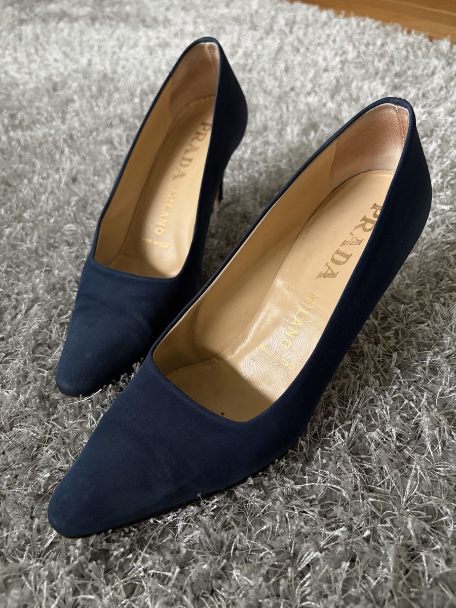 Prada Scarpe da donna: Prada Milano Navy Blue Heels – Usato da Brislach venduto da edu_t6pq