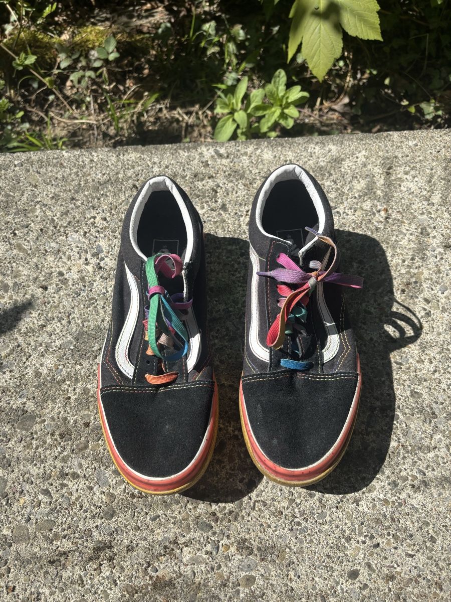 Vans Scarpe da donna: Vans Old Skool Rainbow Platform Gr. 39 schwarz bunt – Usato da Gockhausen venduto da stella.frei 2