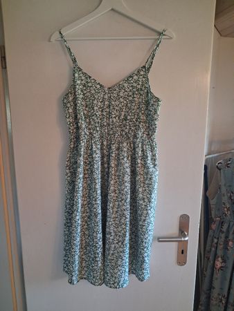 Umstandskleider M/L