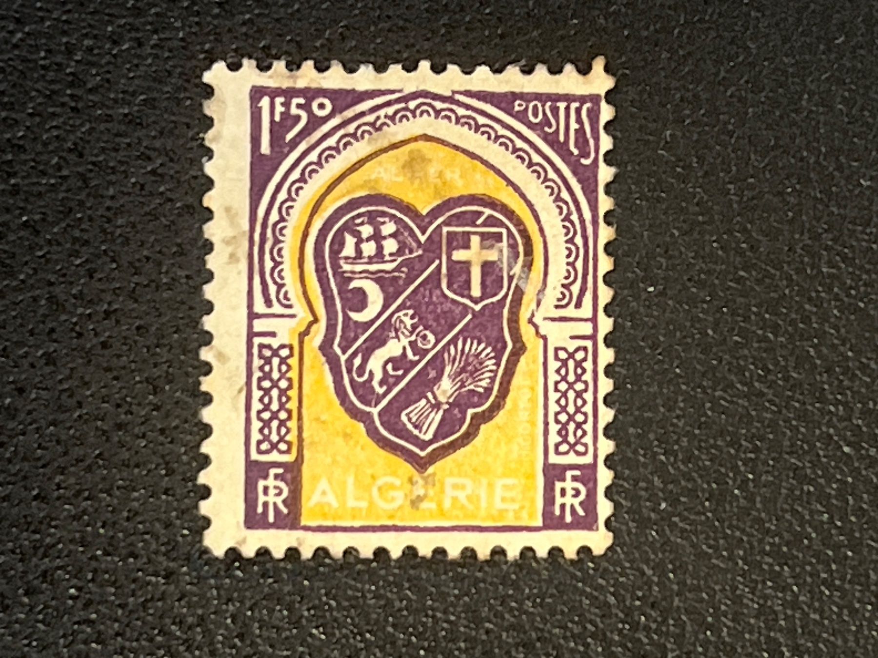 Tutti i francobolli: Algeria Briefmarke ab 1 CHF !!! – Usato da Chiasso venduto da AzenYa
