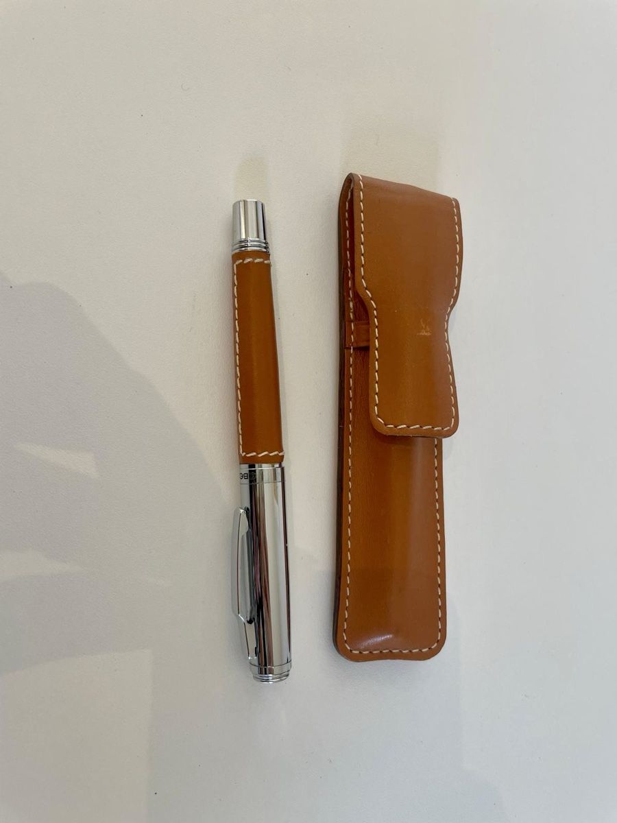 Stifte & Marker: Edler Kugelschreiber Lederetui Set NEU – Neu und originalverpackt aus Basel von Ch2005 2