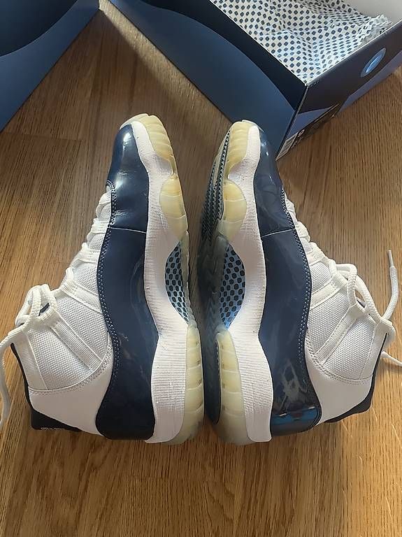 Chaussures hommes: Jordan 11 Win like 82 Grösse 42.5 – D'occasion à Liebefeld par donetasy 2