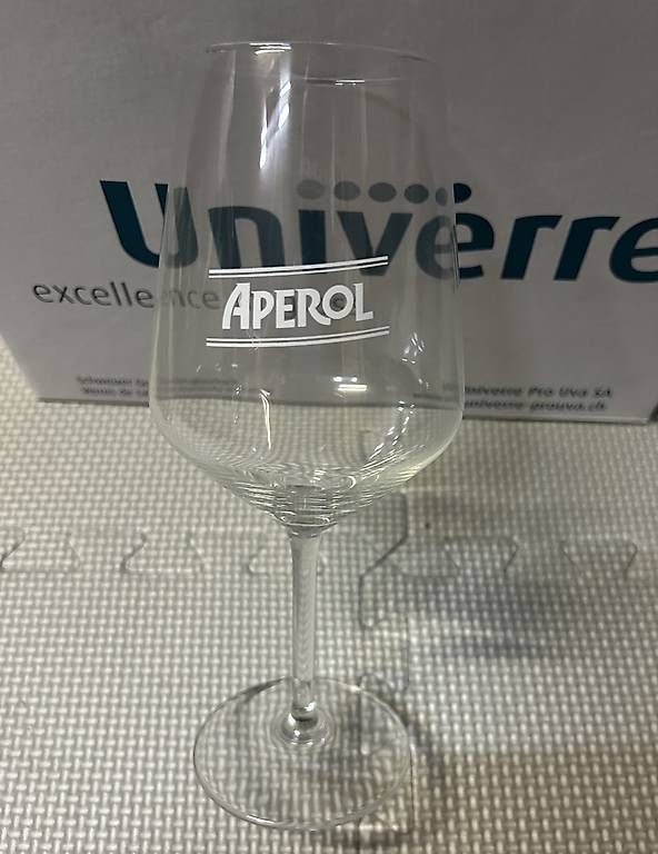 Bicchieri: Aperol-Spritz-Gastrogläser – Usato da Bern venduto da Thg0 2