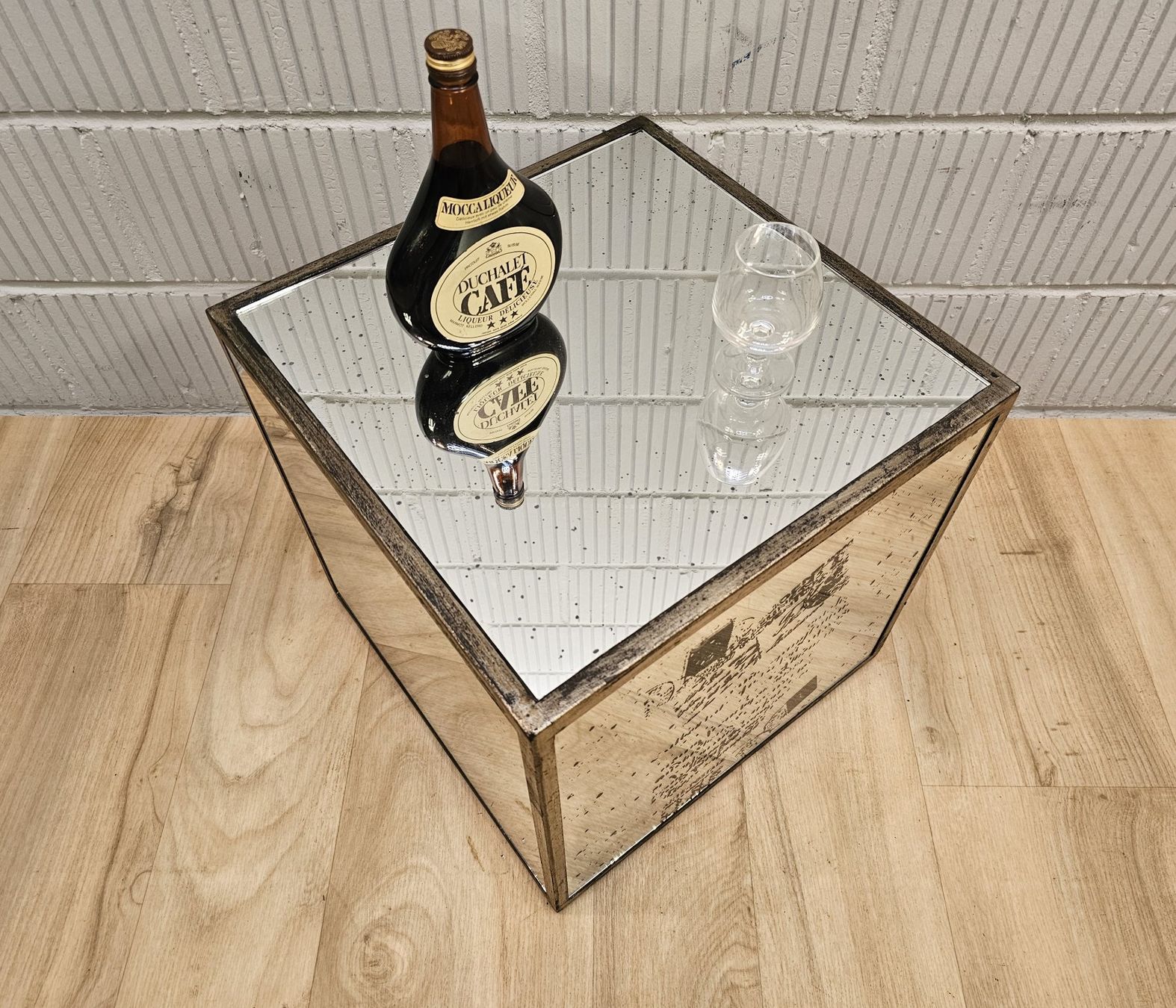 Tavoli: Mirror Cube Beistelltisch Side Table Glas Würfel Tisch – Usato da Nottwil venduto da Wondewa-Shop