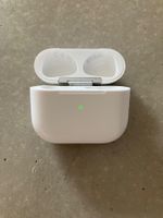 Apple AirPods 3 Case